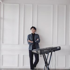 疯狂揉捏奶头视频
